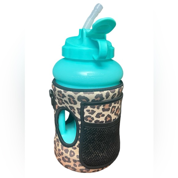 Hydro Jug w/Straw in Cheetah/Leopard Sleeve No Strap Teal Hydrojug 73 oz New - Picture 2 of 5